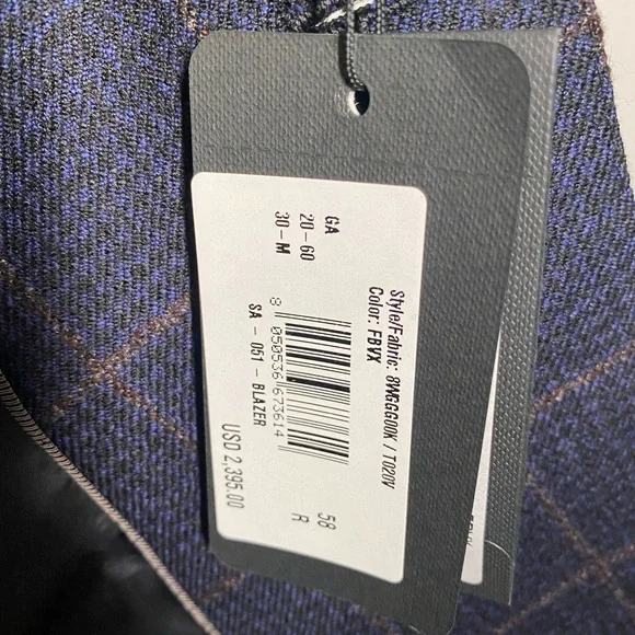Giorgio Armani Men’s blazer size 58R- blue with brown detail